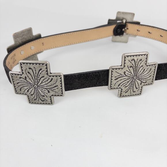 Gotcha Covered Black Leather Belt Large Crosses Concho Style Western Size Small - Picture 2 of 13
